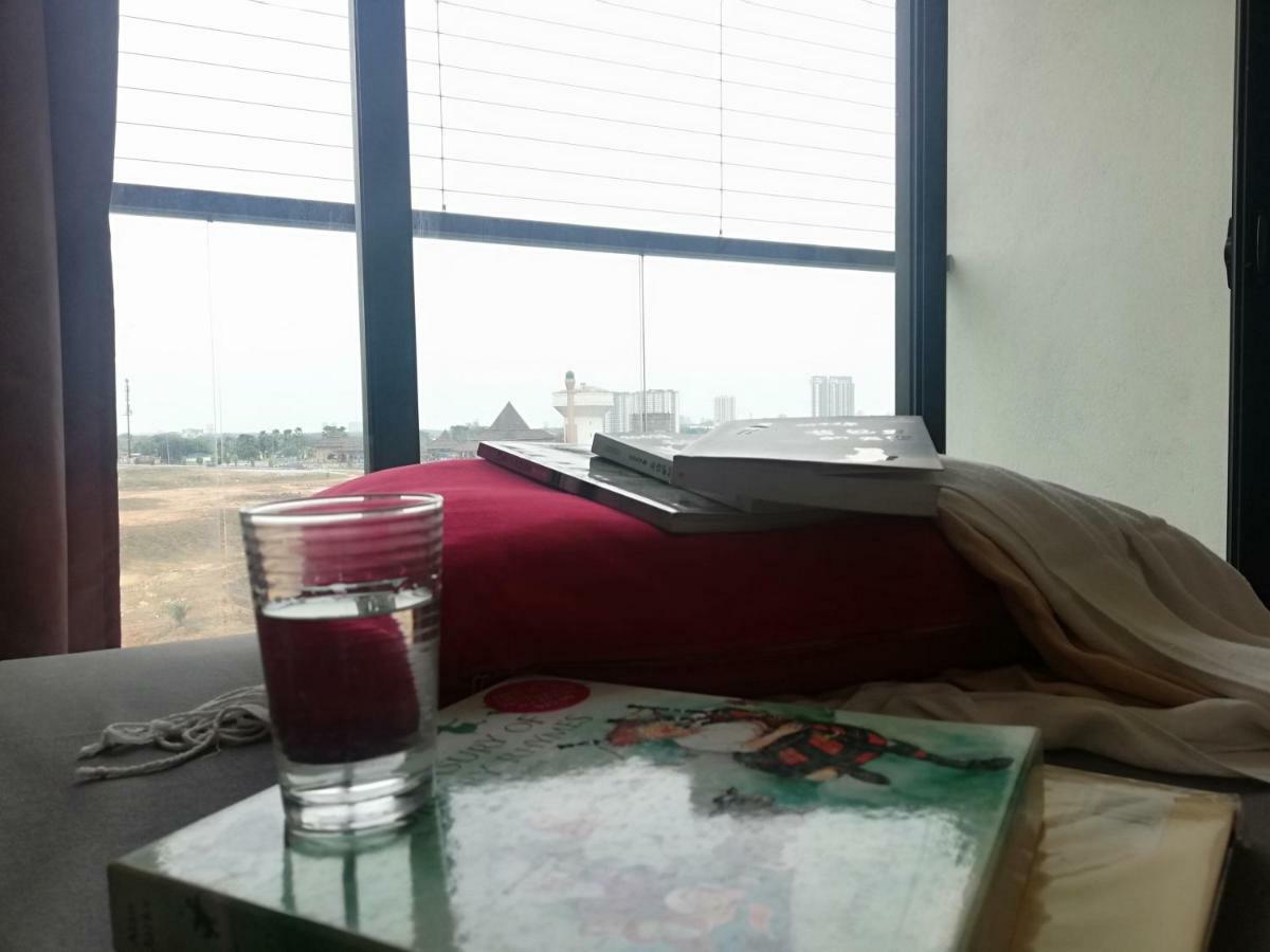 The Raffles Suites Johor Bahru Kültér fotó